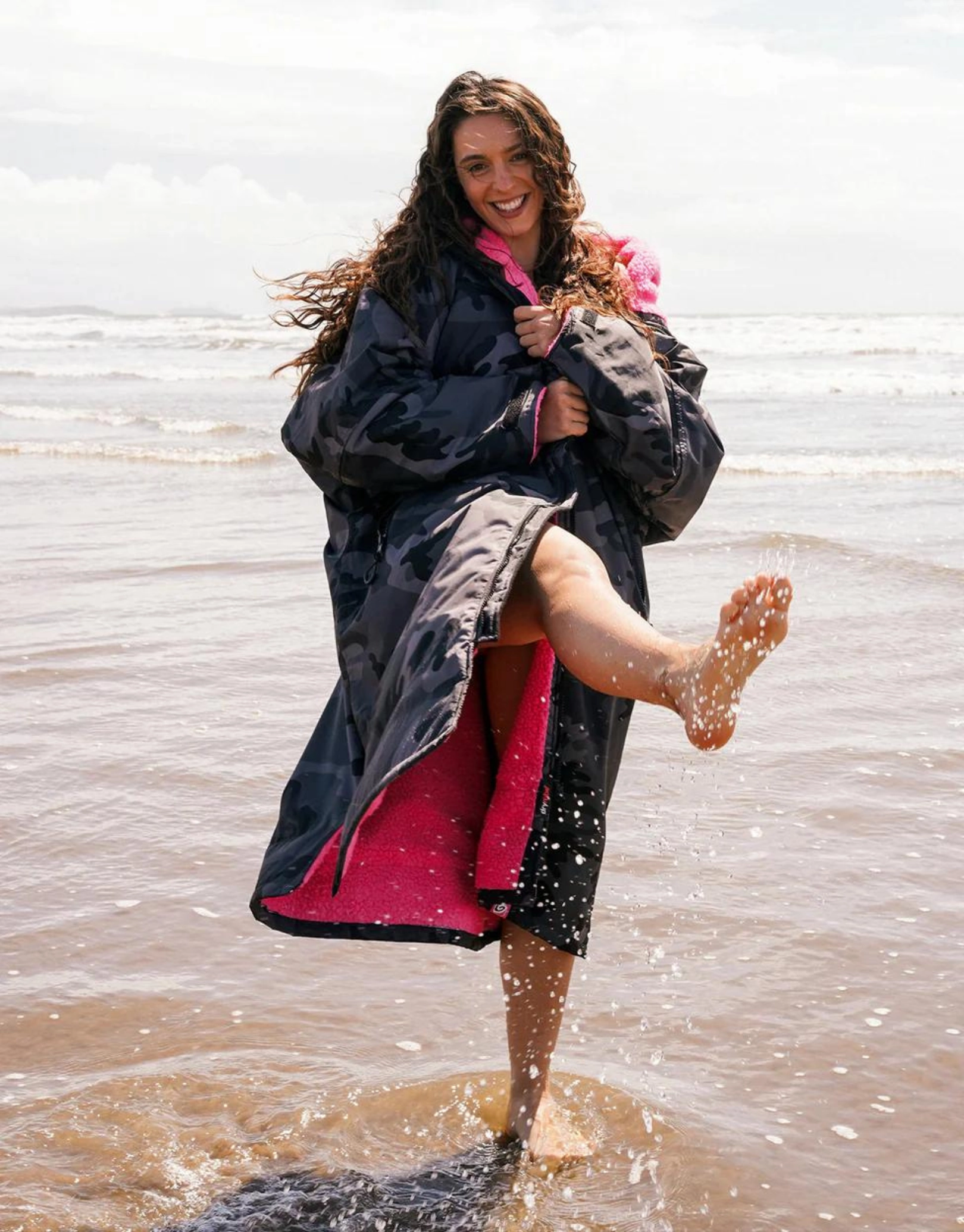 Advance Long Sleeve Adult Robe - Black Camo Pink