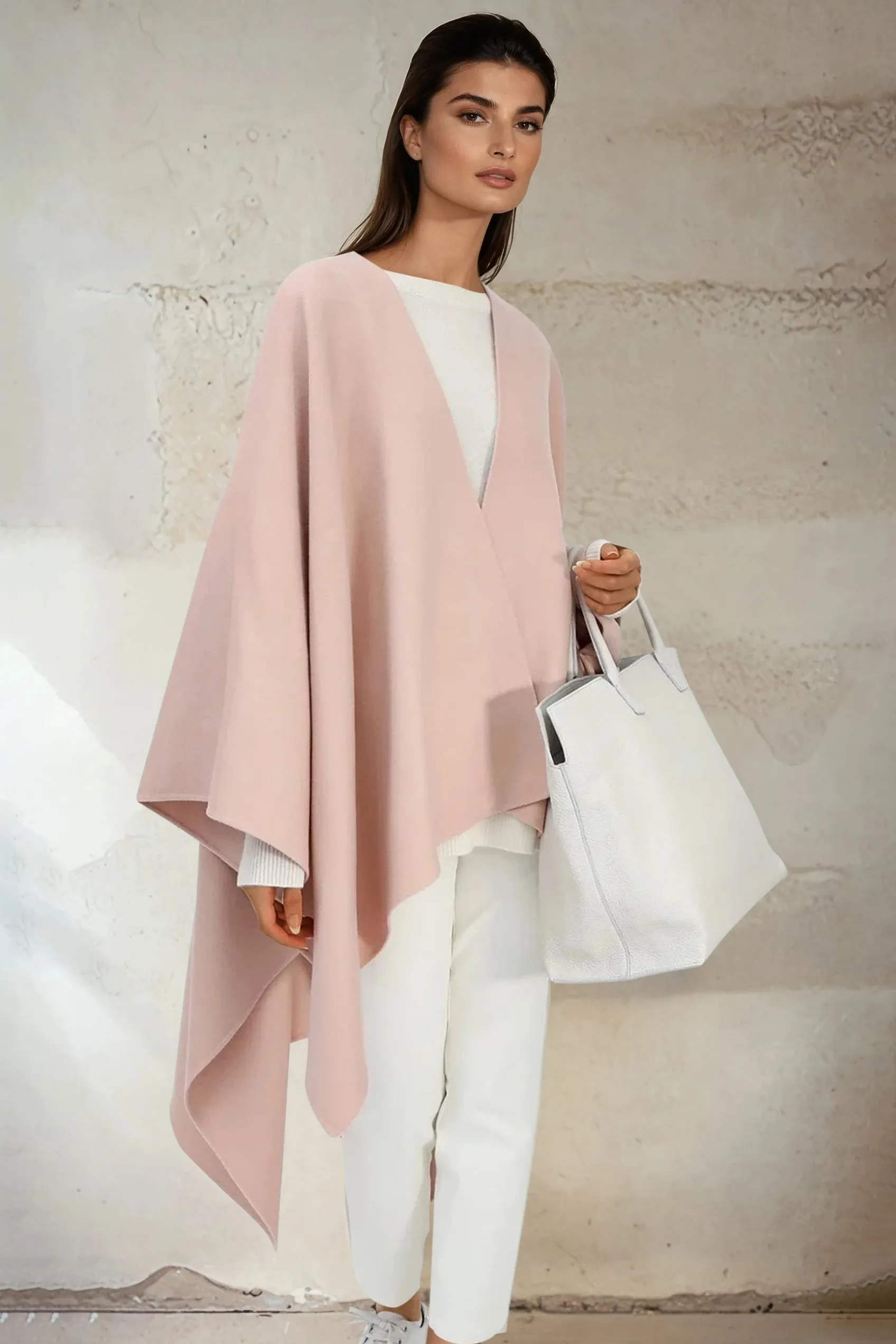 ALPINE CAPE IN PURE CASHMERE