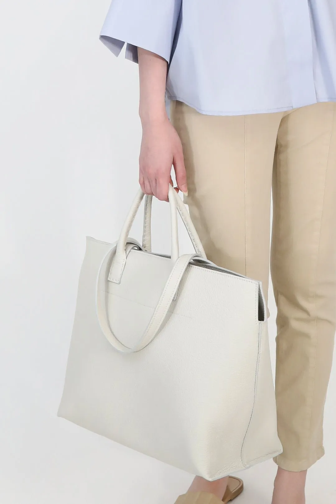 BOLZANO ITALIAN LEATHER TOTE IN BUTTER WHITE