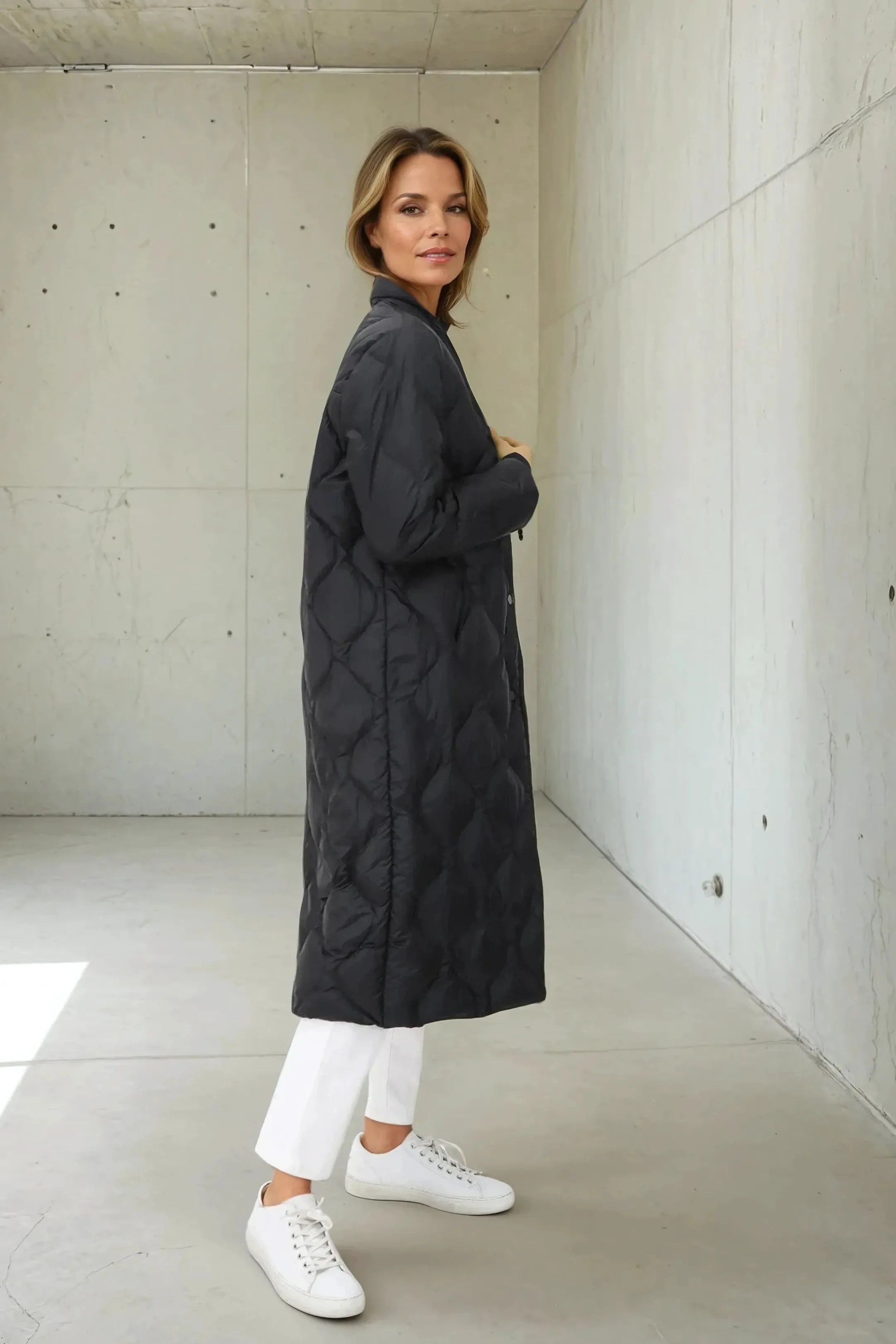 BRENTA COAT IN ULTRALIGHT GOOSE DOWN