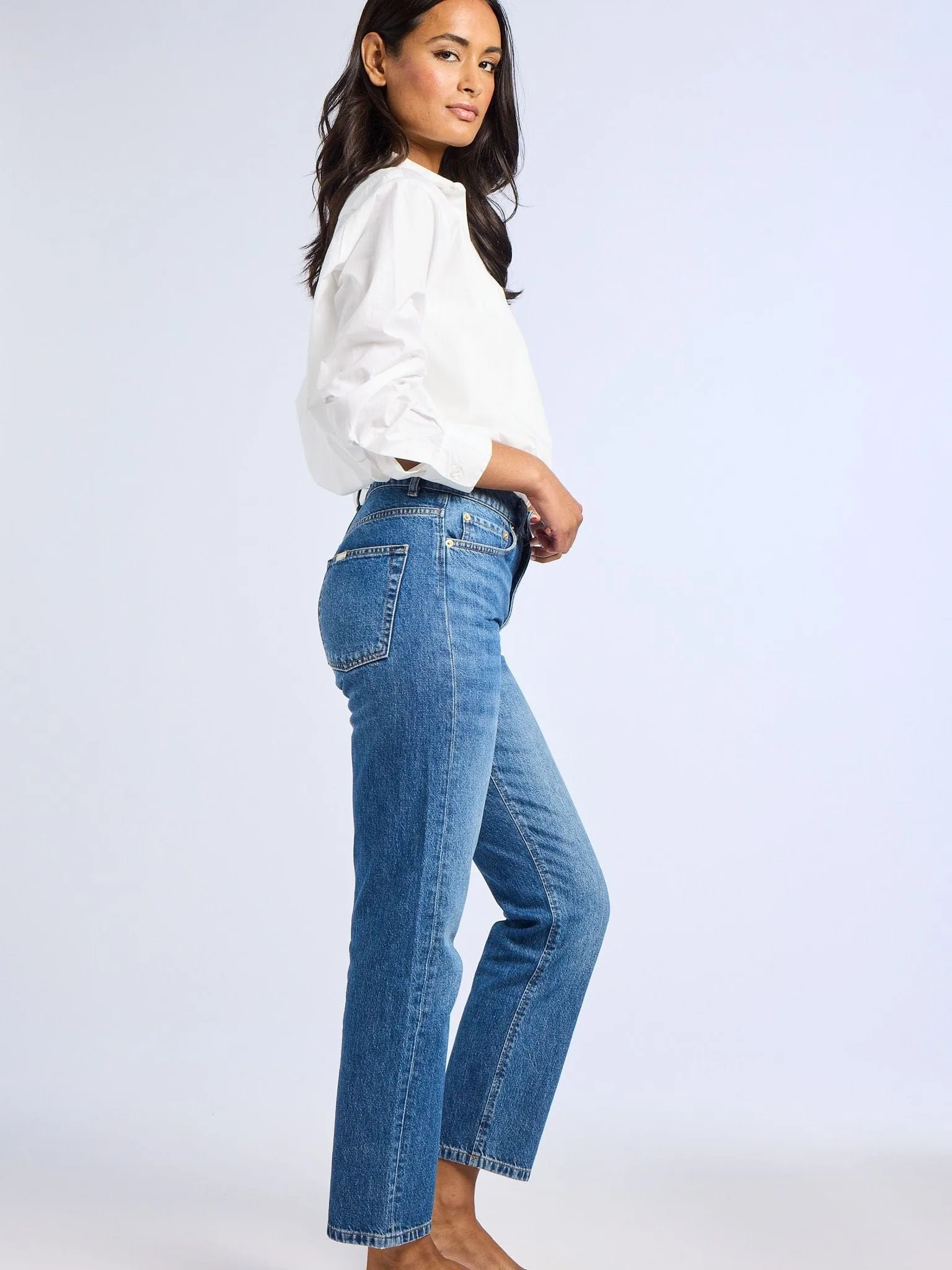 Brooke Mid Rise Slim Fit Jean in Topanga