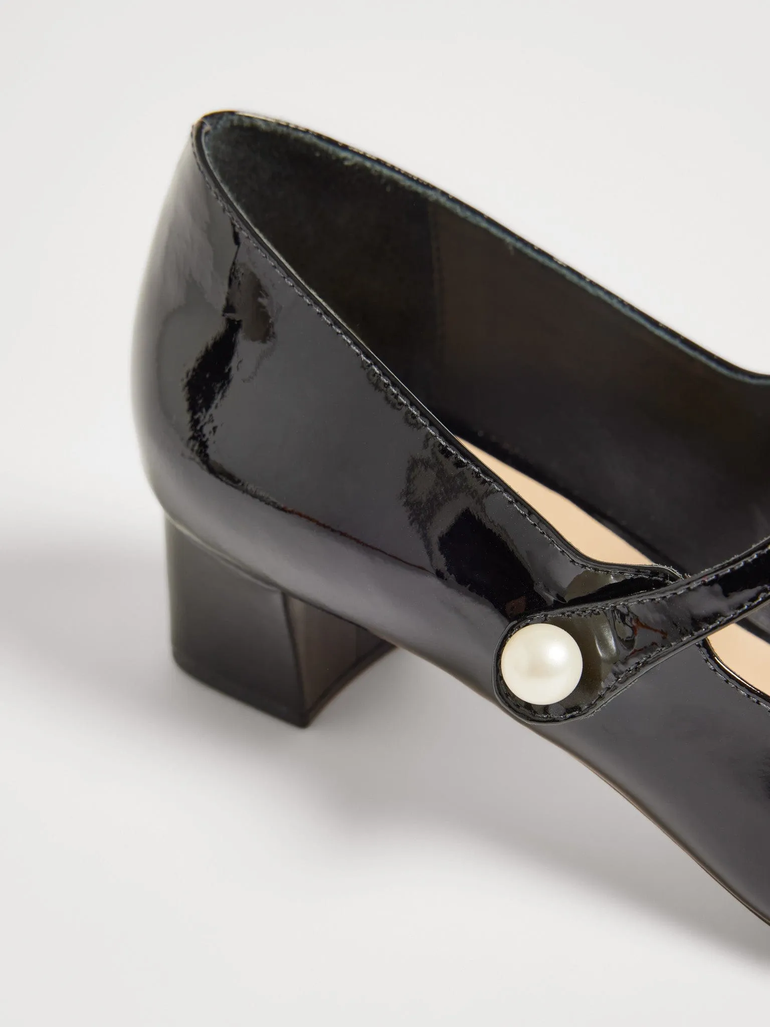 Copplia Mary Jane in Black
