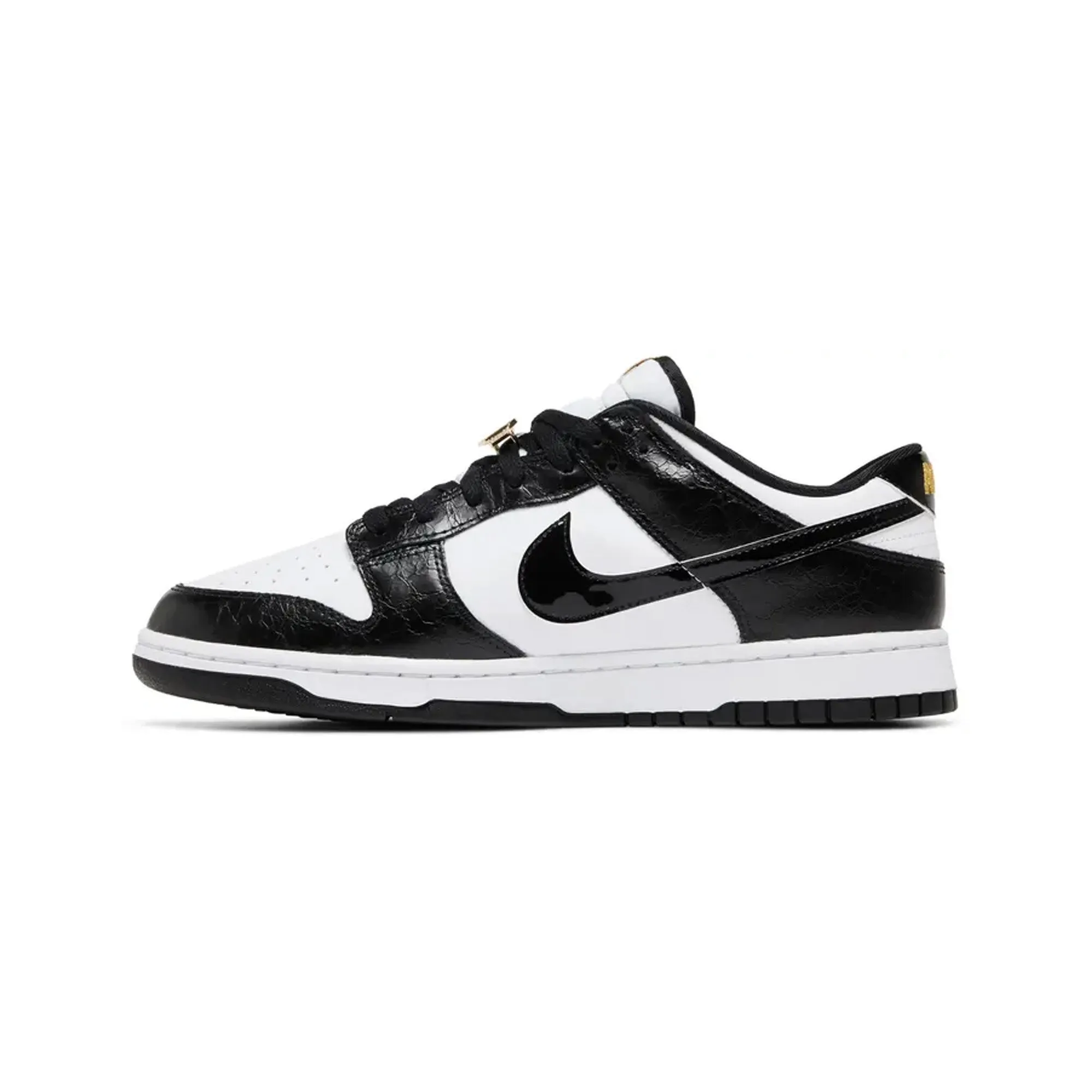 Dunk Low SE 'World Champs Black White' (2022)