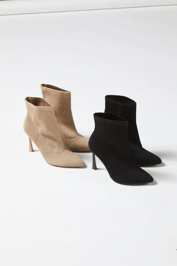 Forever 21 Women's Stiletto Sock Booties (Wide) Black Forever 21