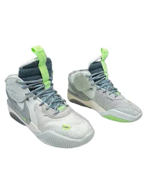 Green & Grey Shoes Athletic Nike, Size 5.5 nike