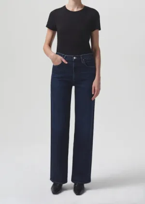 Harper Mid-Rise Straight Leg Jean in Formation