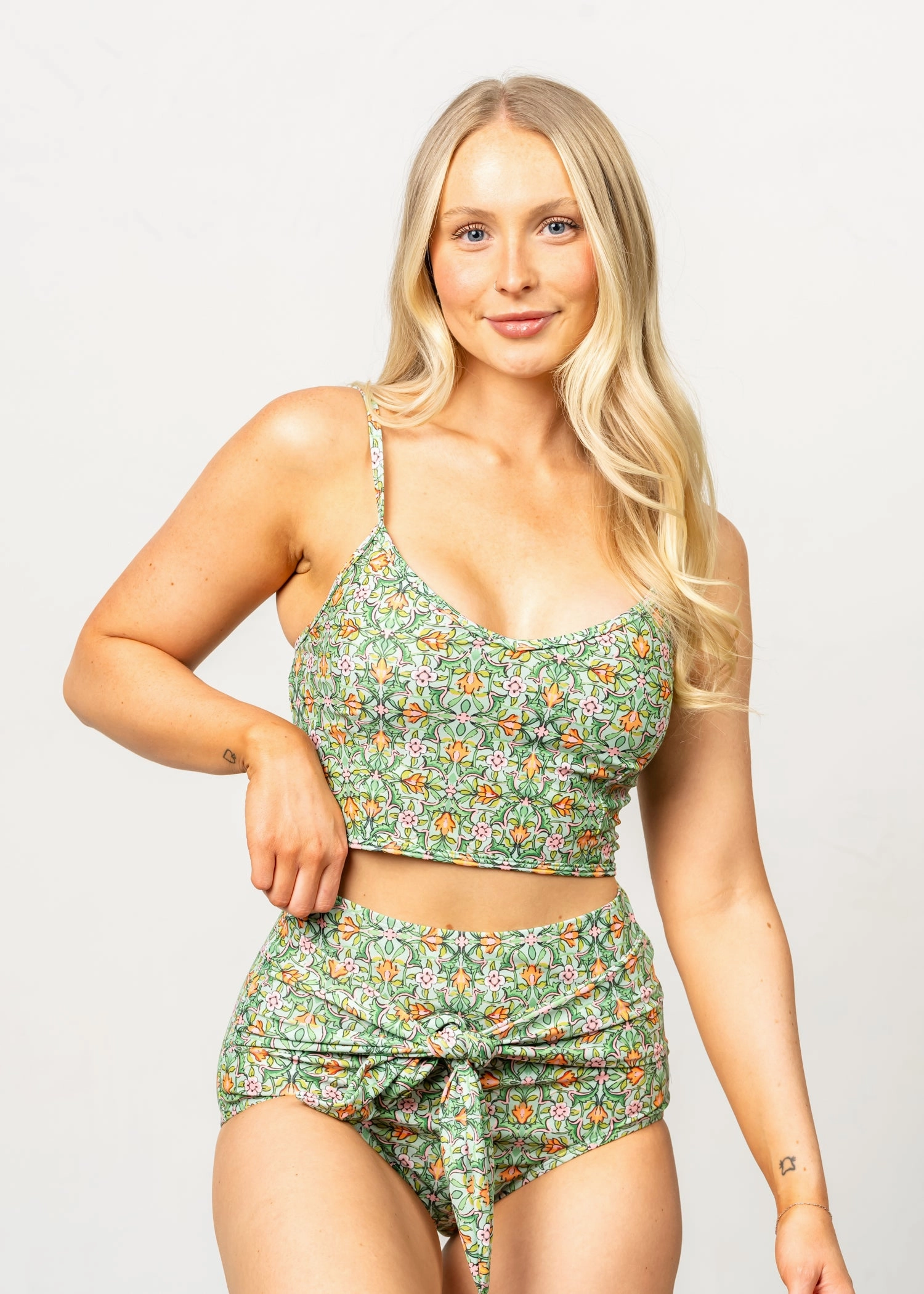 Heirloom Tulip | V'D Crop Top