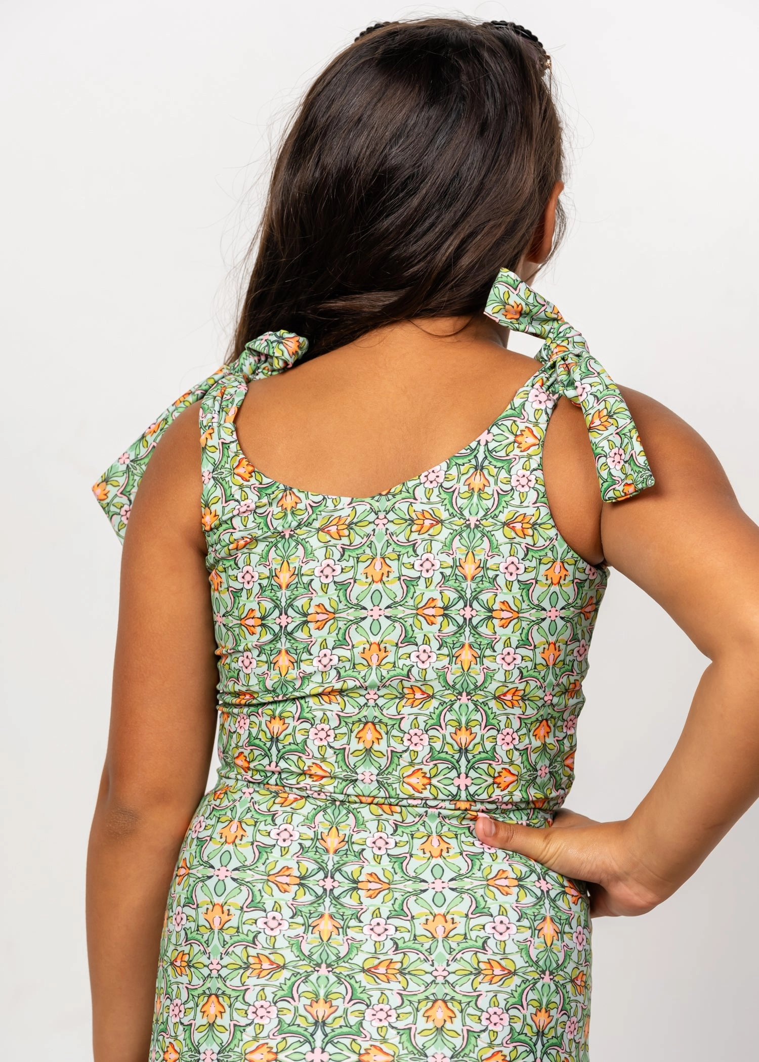 Heirloom Tulip | Youth Knot Top