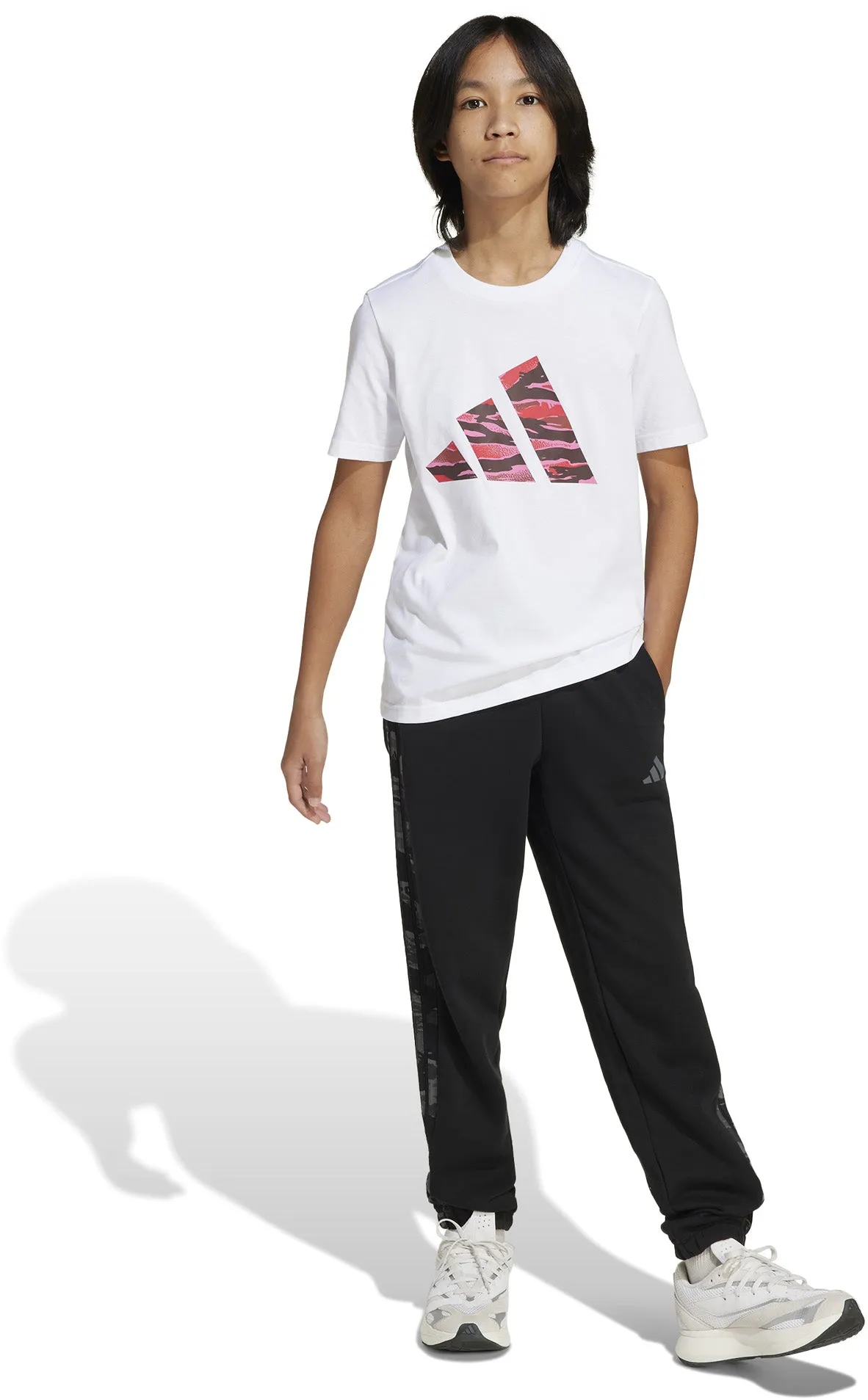 Junior's Camo Graphic T-Shirt