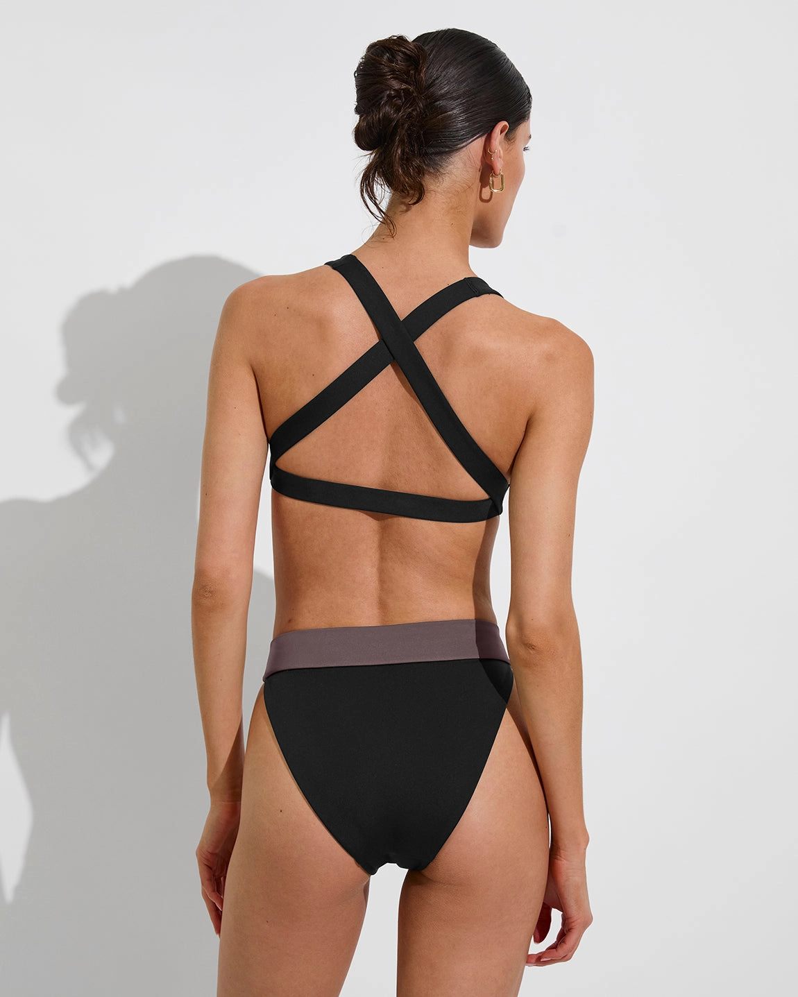La Crosse Top - Jet lightweight women's swimwear, chic swim outfits for beach
