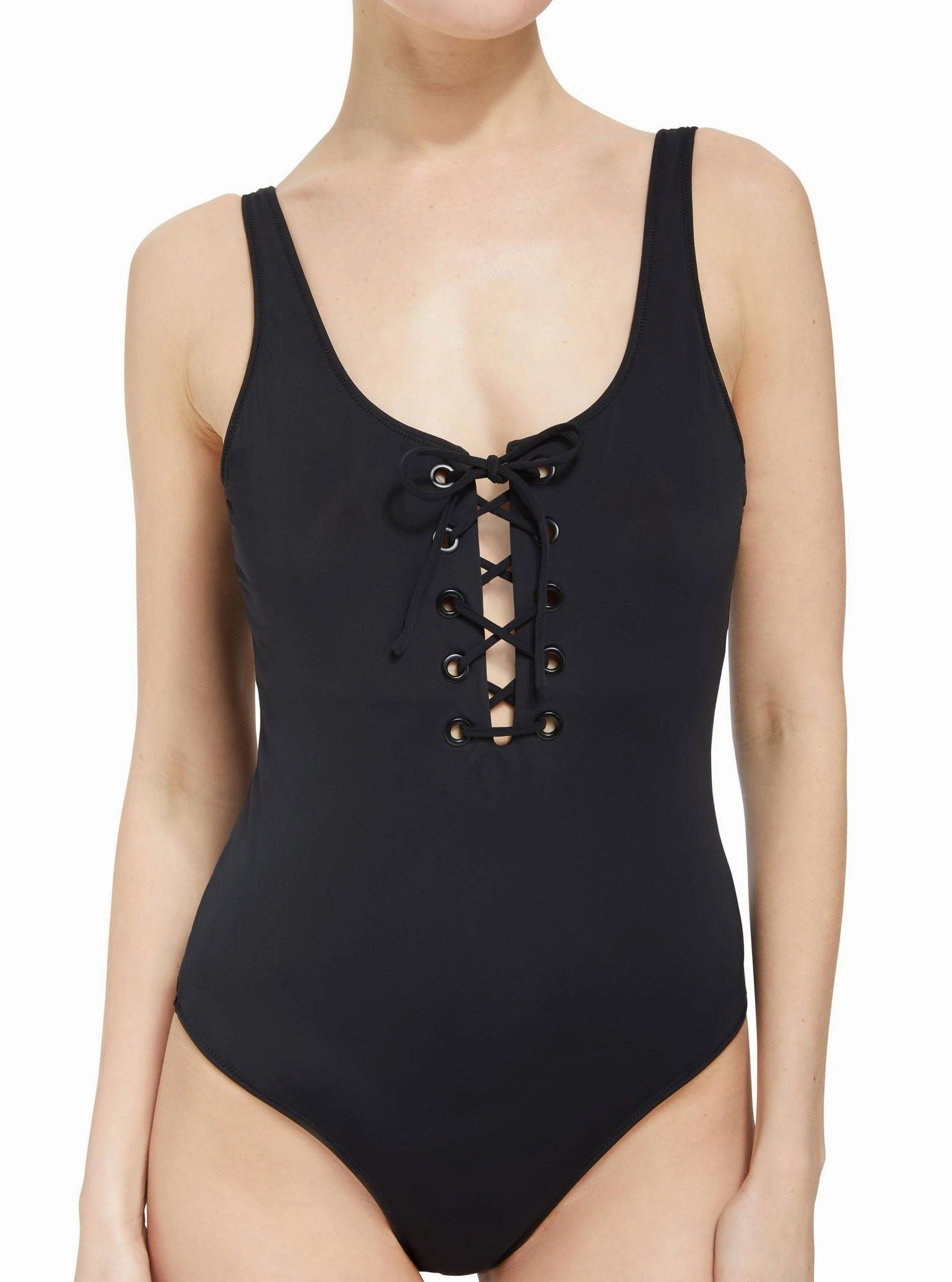 Lindsay One Piece Black