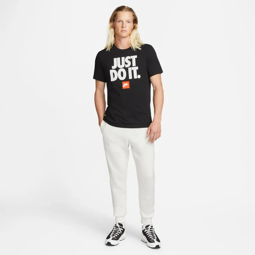 M Nike Sportswear DZ2989-010