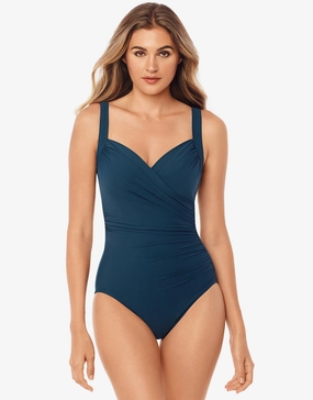 Must Haves Sanibel Swimsuit - Nova pool-ready swimwear for women, trendy swimwear collection
