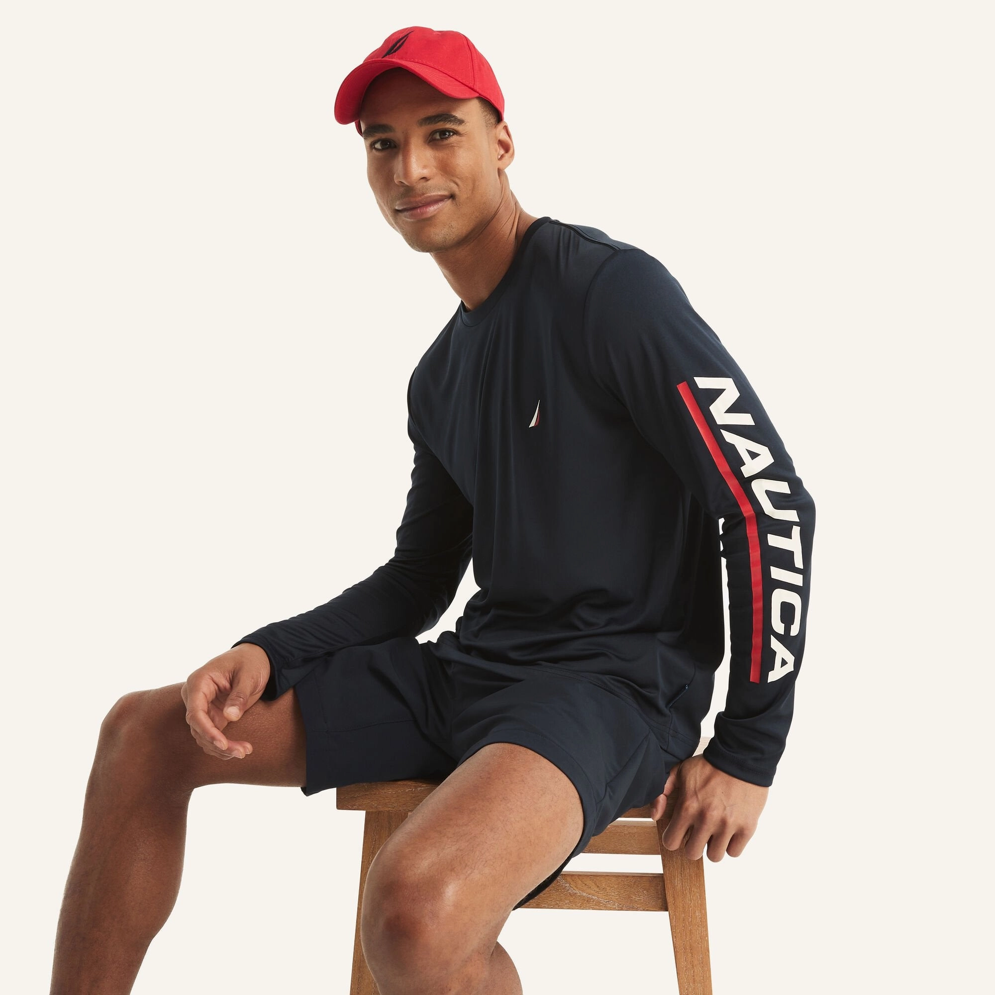 Nautica Mens Sustainably Crafted Rash Guard mens beach swimwear, quick dry mens swimsuits