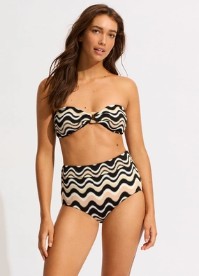 Neue Wave High Waisted Bikini Bottom - Black two-piece bikinis for women, trendy bikinis for beachwear