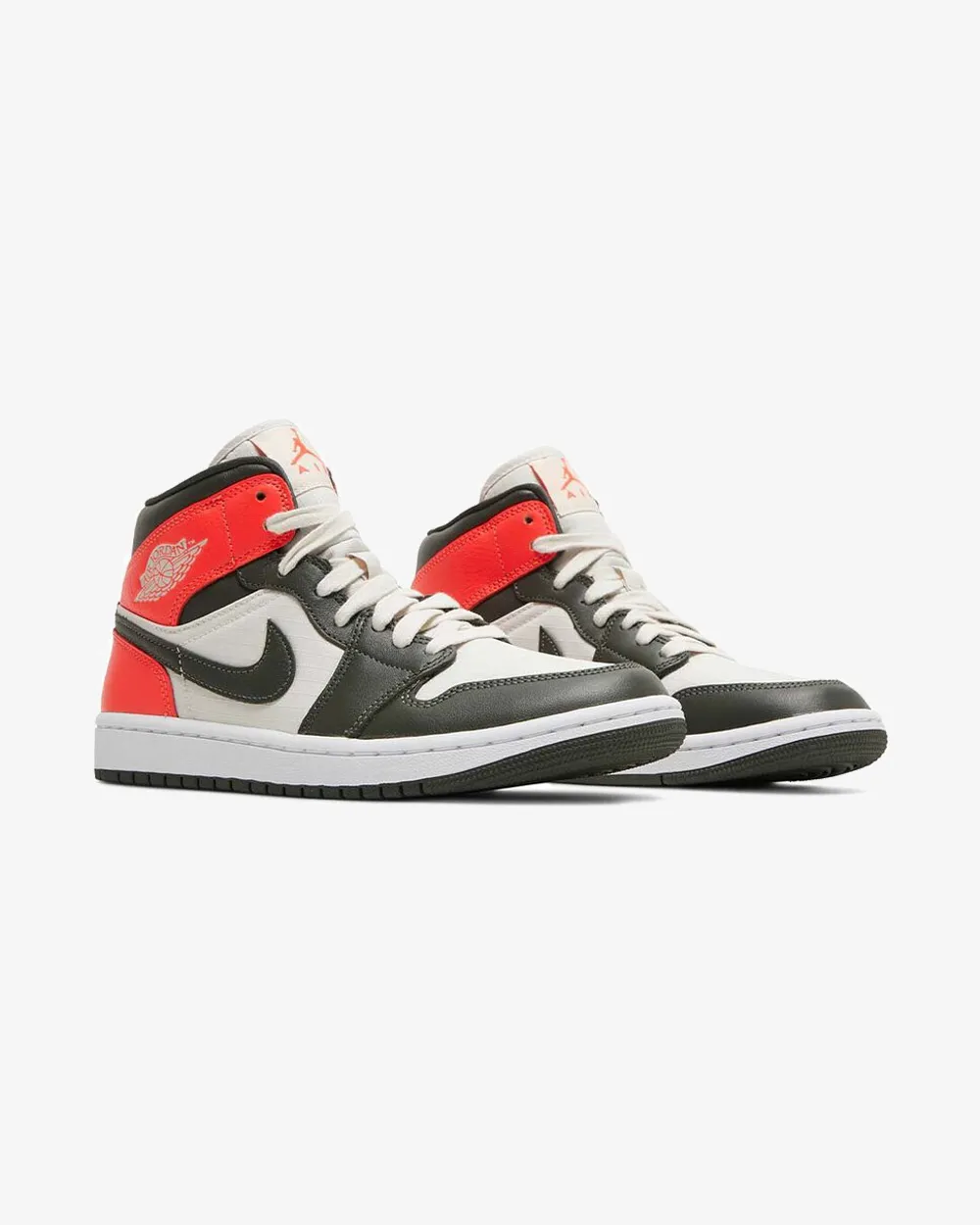NIKE AIR JORDAN1 WMNS MID LIGHT OREWOOD