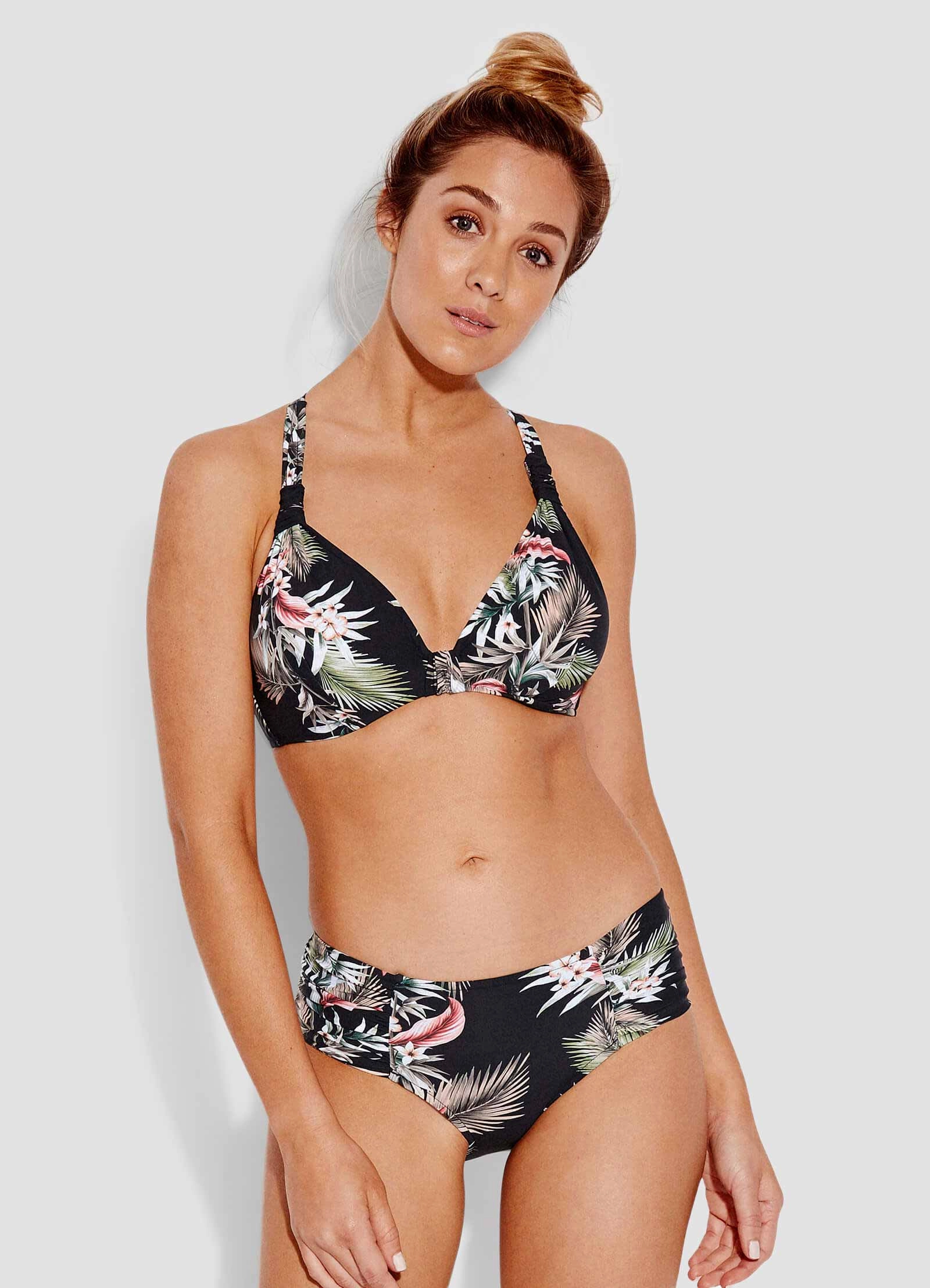 Ocean Alley Wide Side Retro Bikini Pants - Black two-piece bikinis for women, trendy bikinis for beachwear