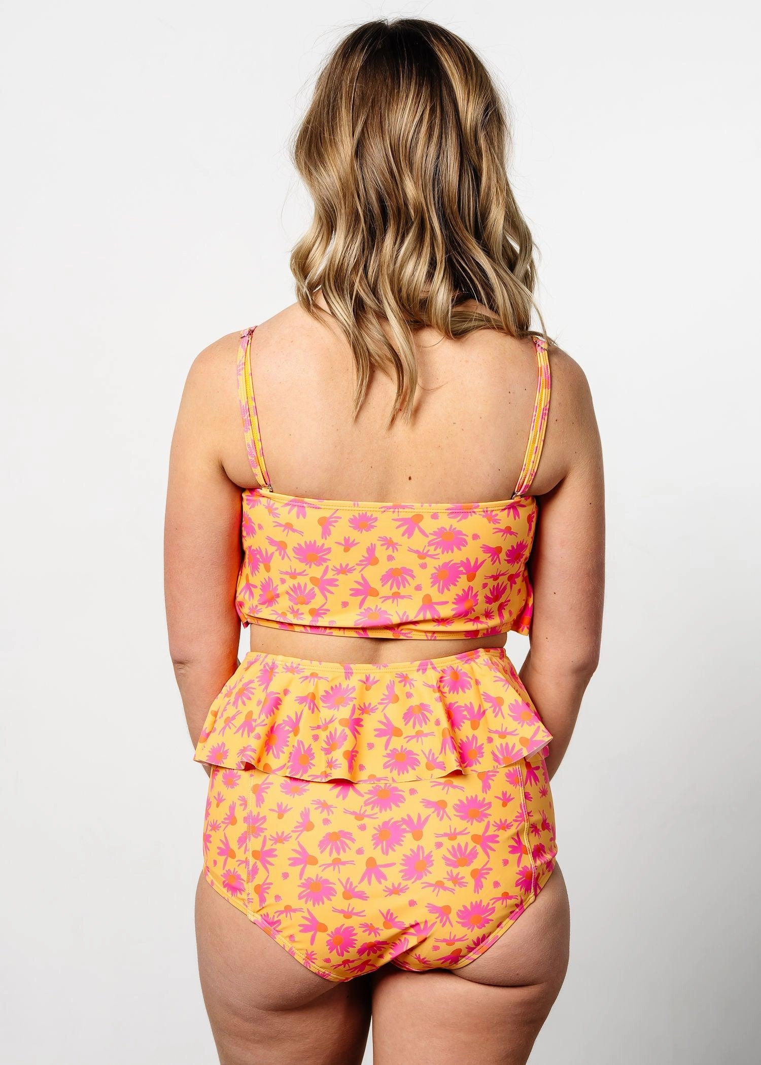 Playful Daisies | Oversized Ruffle Top