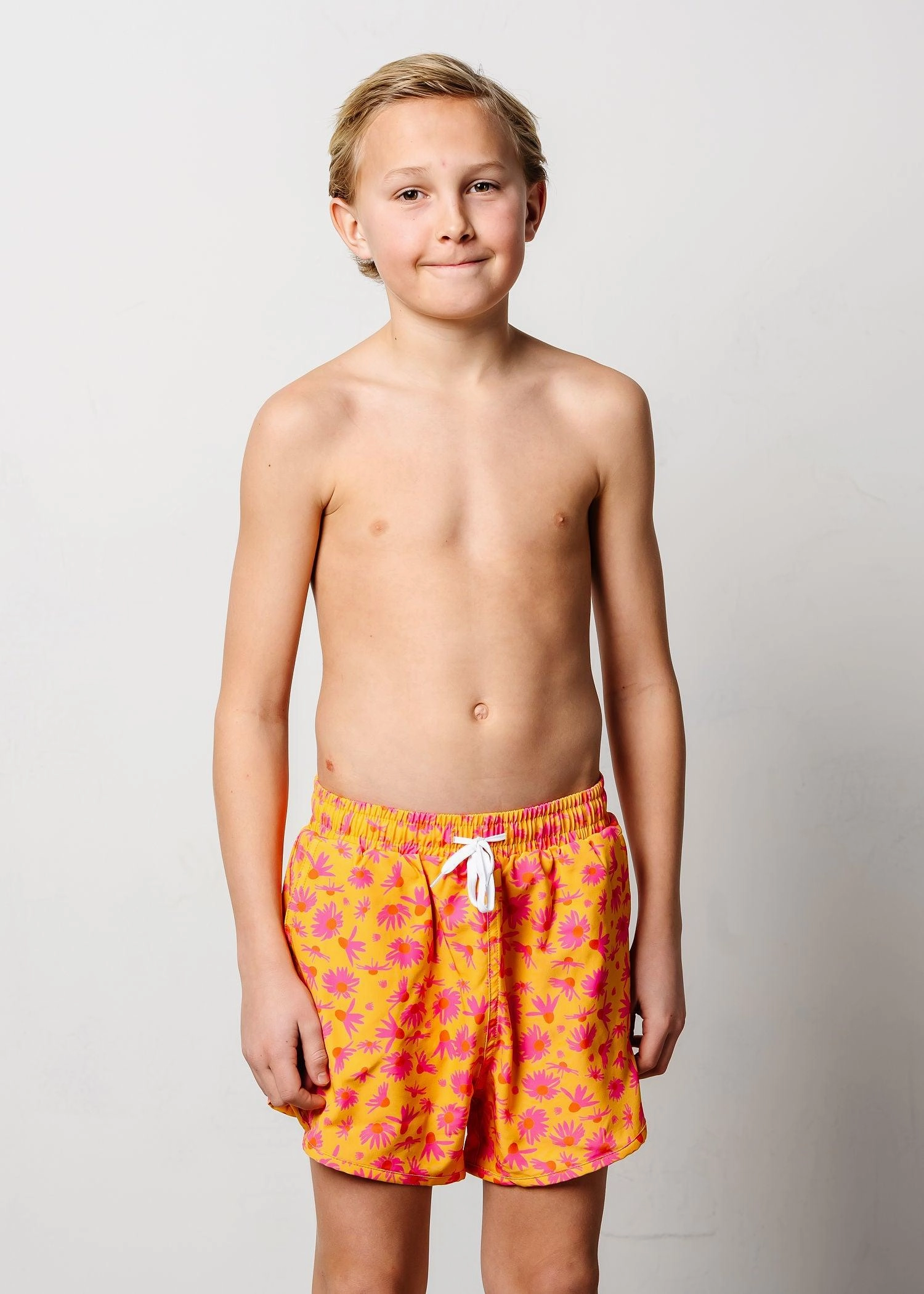 Playful Daisies | Youth Retro Shorties