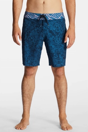 Riot Pro Boardies In Navy mens beach swimwear, quick dry mens swimsuits