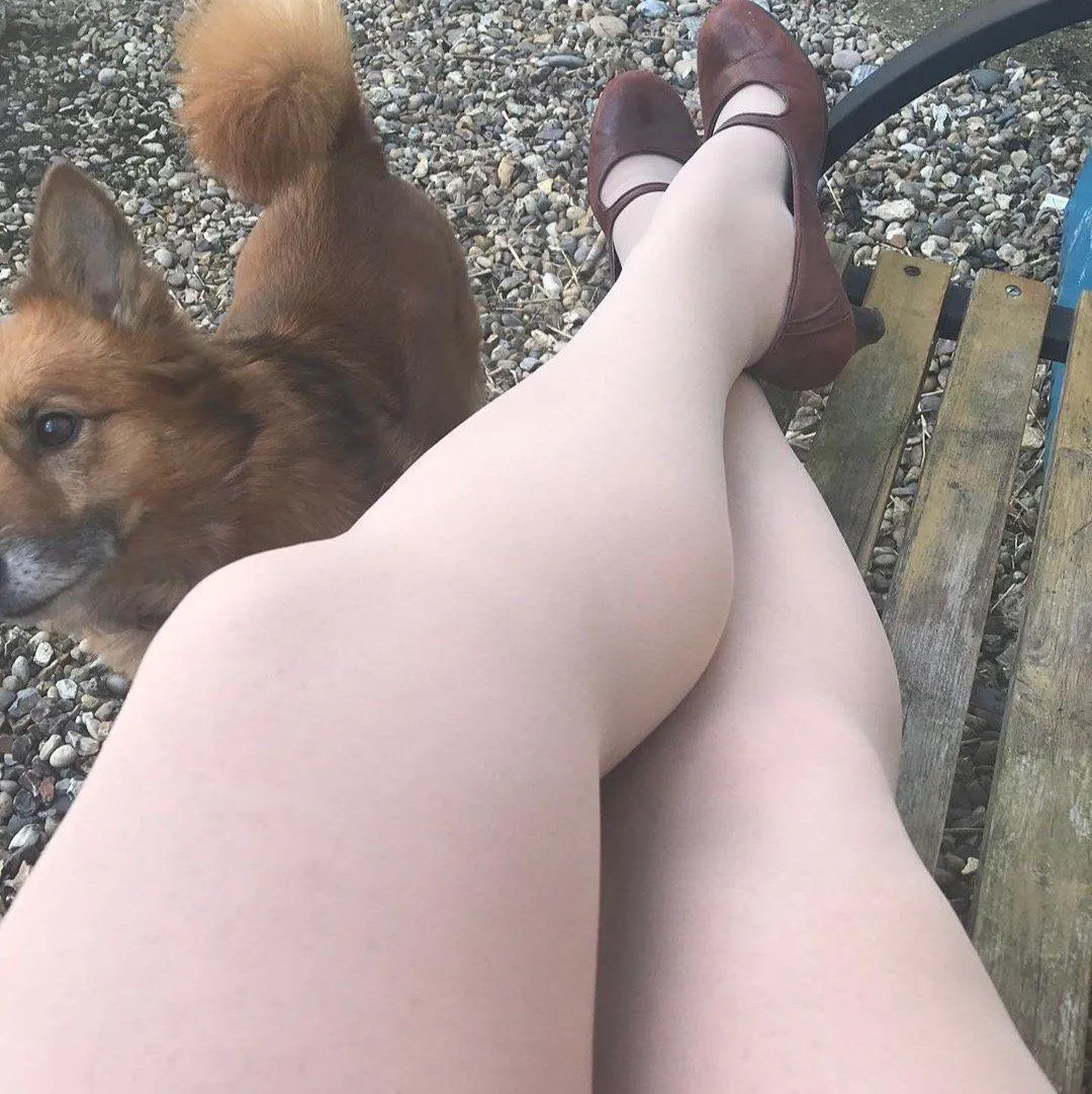 Semi-Opaque 50 Den Tights - Builders Tea