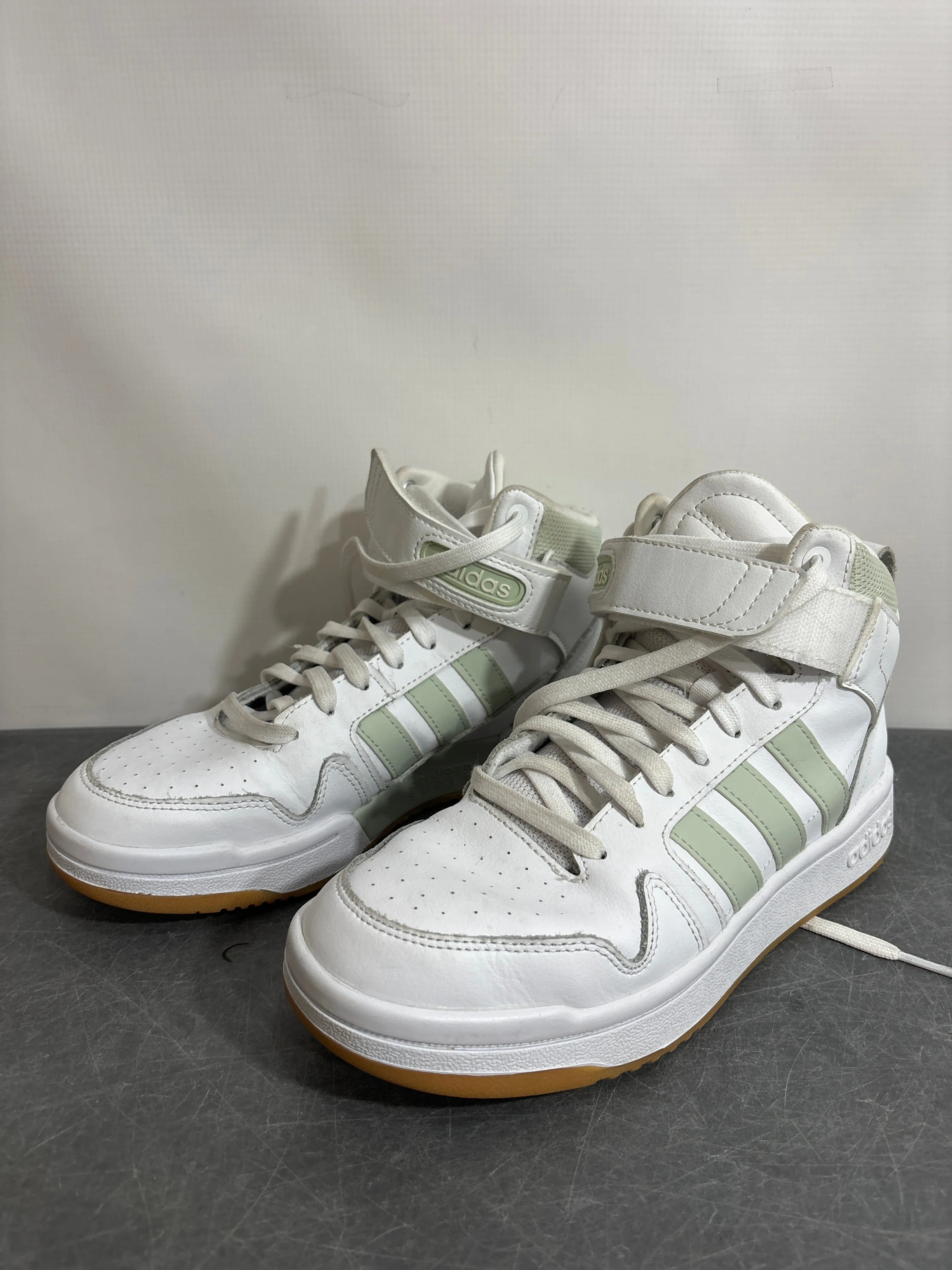 Shoes Athletic By Adidas In Green, Size: 7.5 adidas
