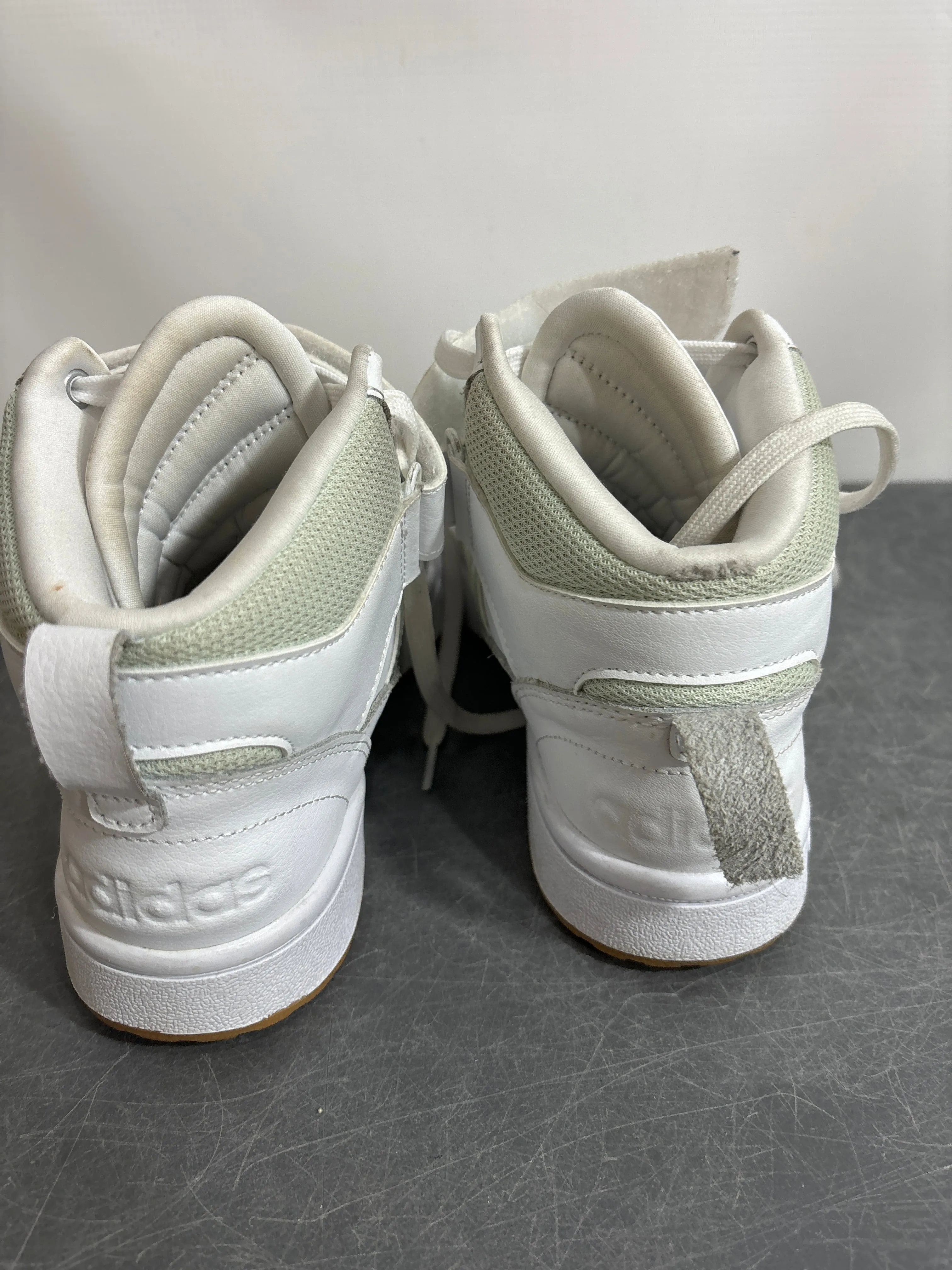 Shoes Athletic By Adidas In Green, Size: 7.5 adidas