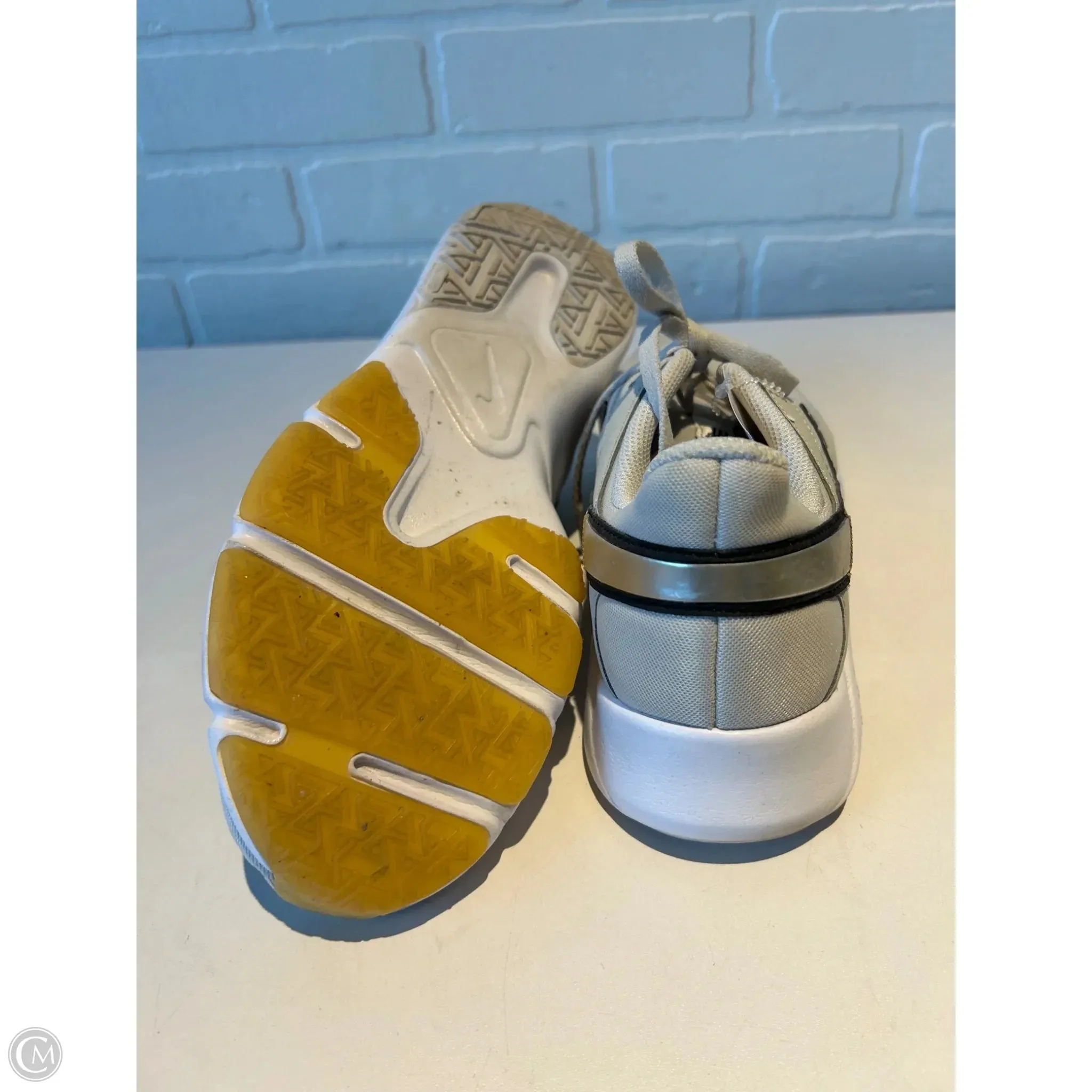 Shoes Athletic By Nike In Tan, Size: 10 nike