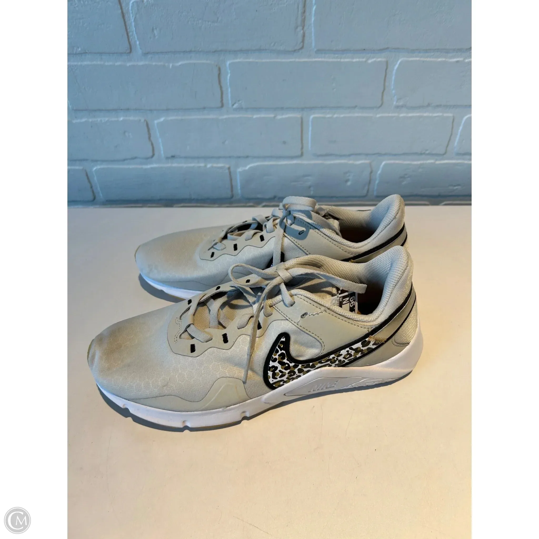 Shoes Athletic By Nike In Tan, Size: 10 nike