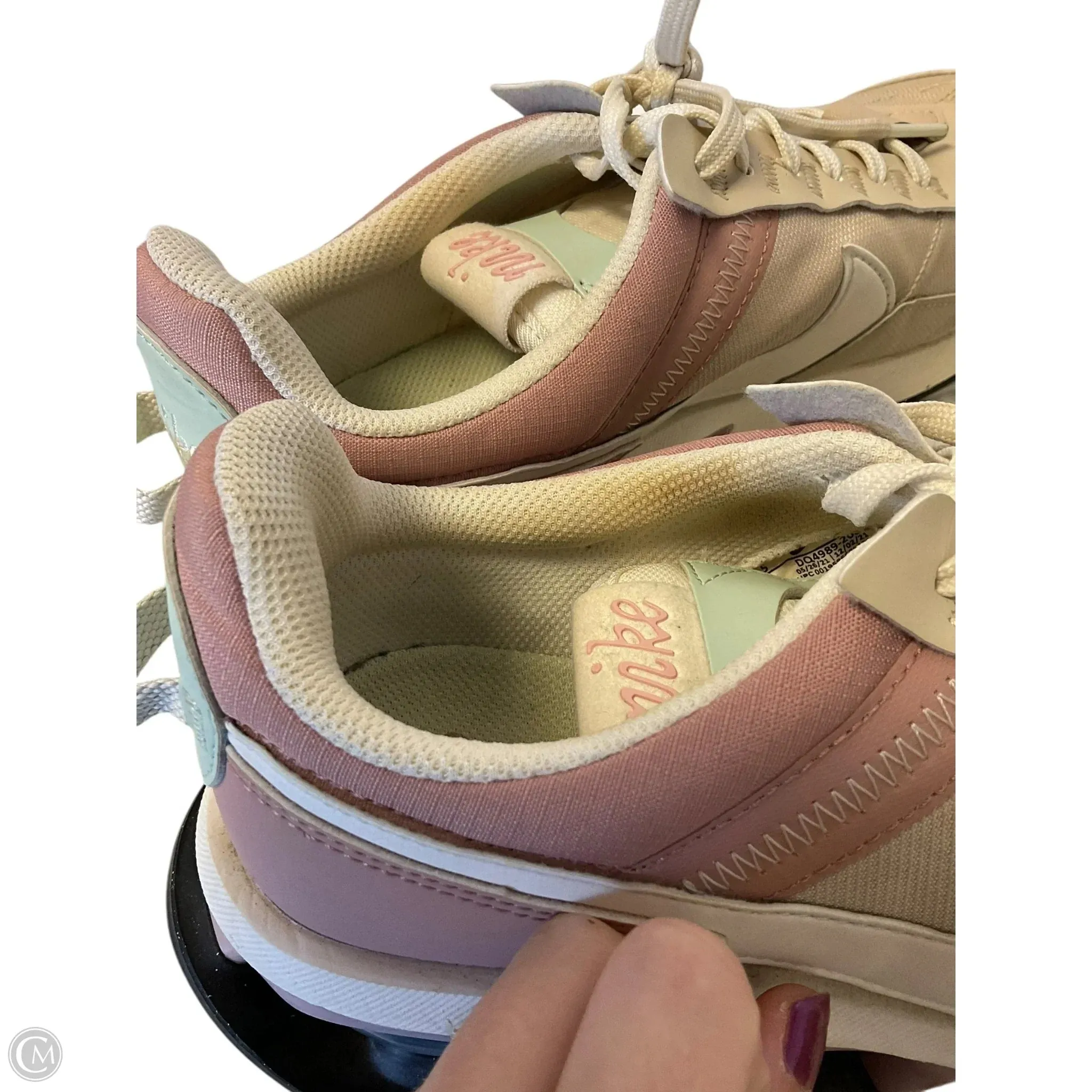 Shoes Athletic By Nike In Tan, Size: 9.5 nike