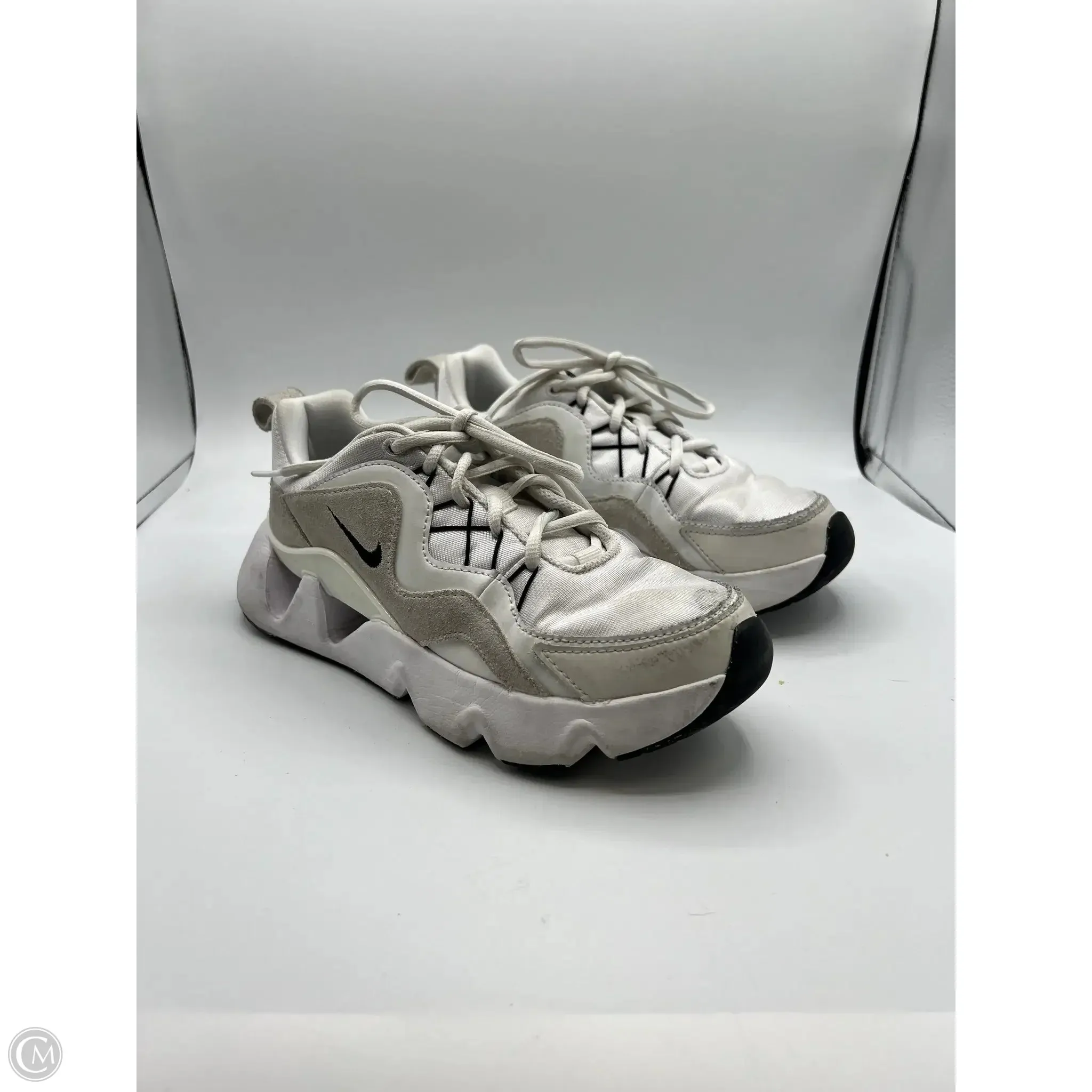 Shoes Athletic By Nike In White, Size: 6.5 nike