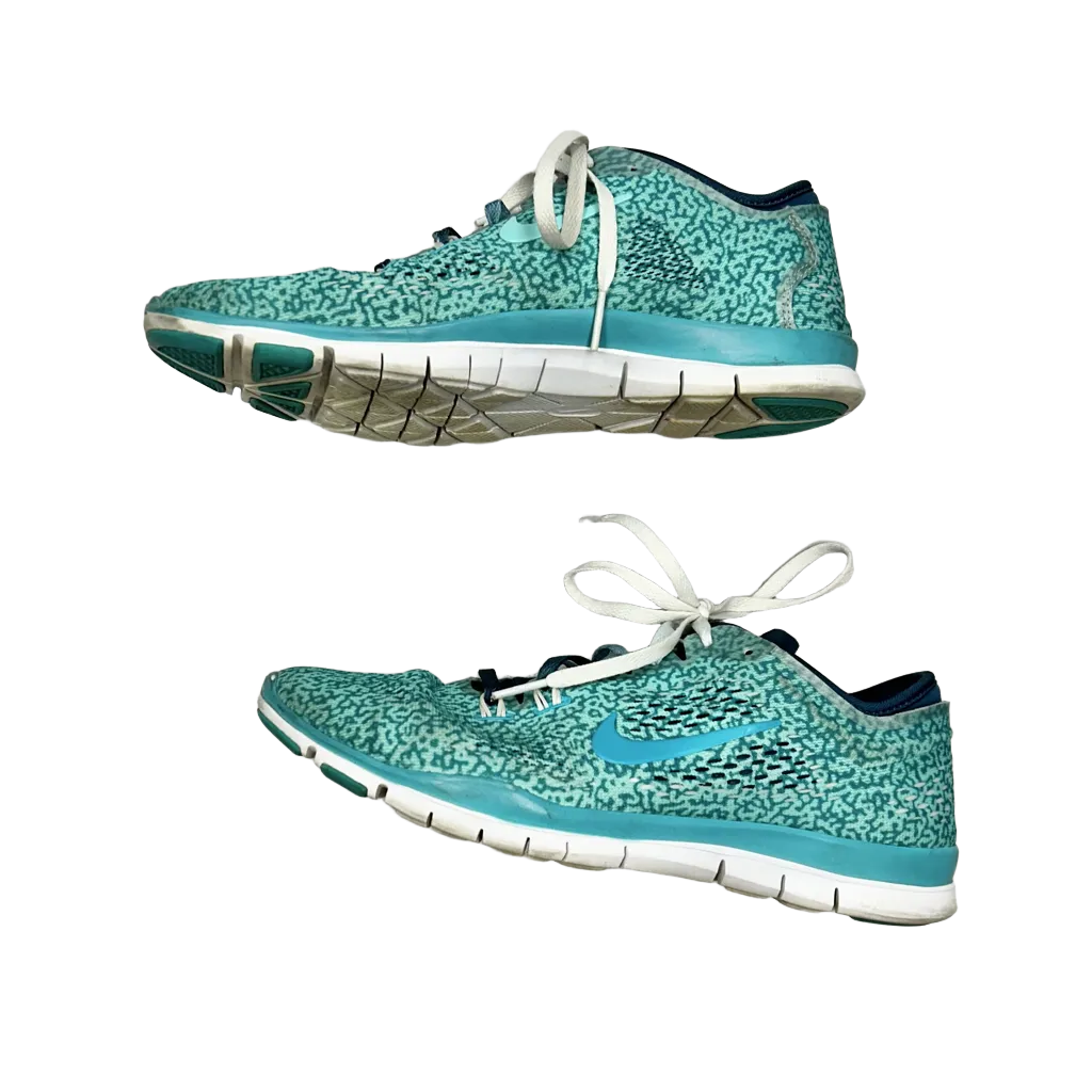 Shoes Athletic By Nike  Size: 8.5 nike