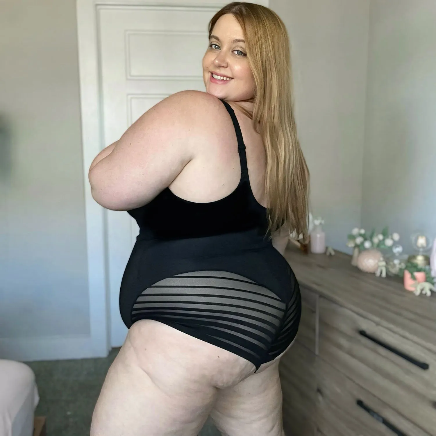 Smoothwear Super High Waist Panties - Black