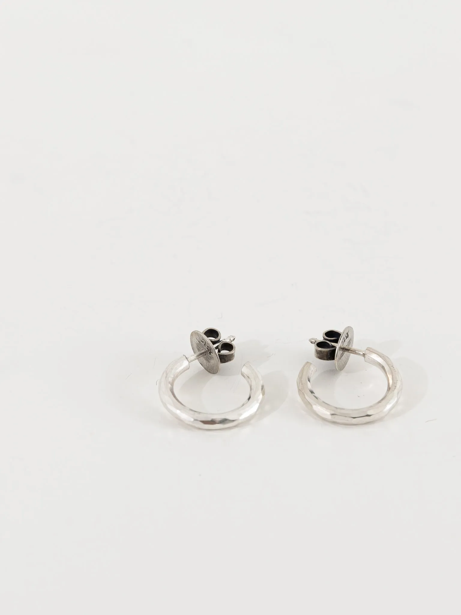 Werkstatt:Mnchen Hoop Studs Hammered