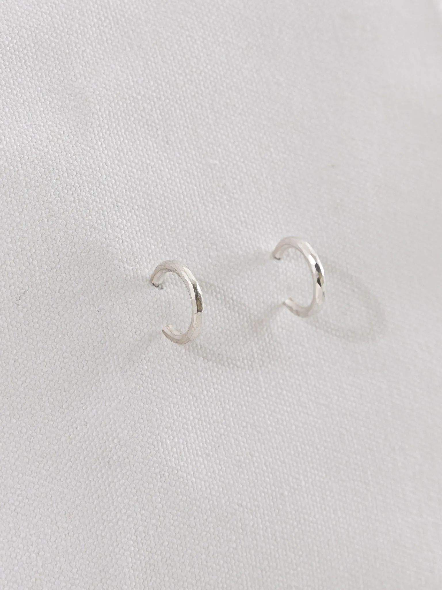 Werkstatt:Mnchen Hoop Studs Hammered