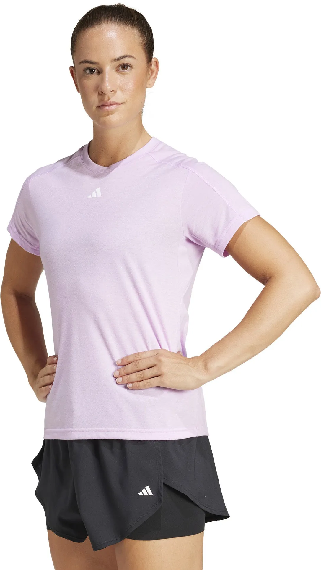 Women's Train Essentials Minimal Branding Crewneck T-Shirt